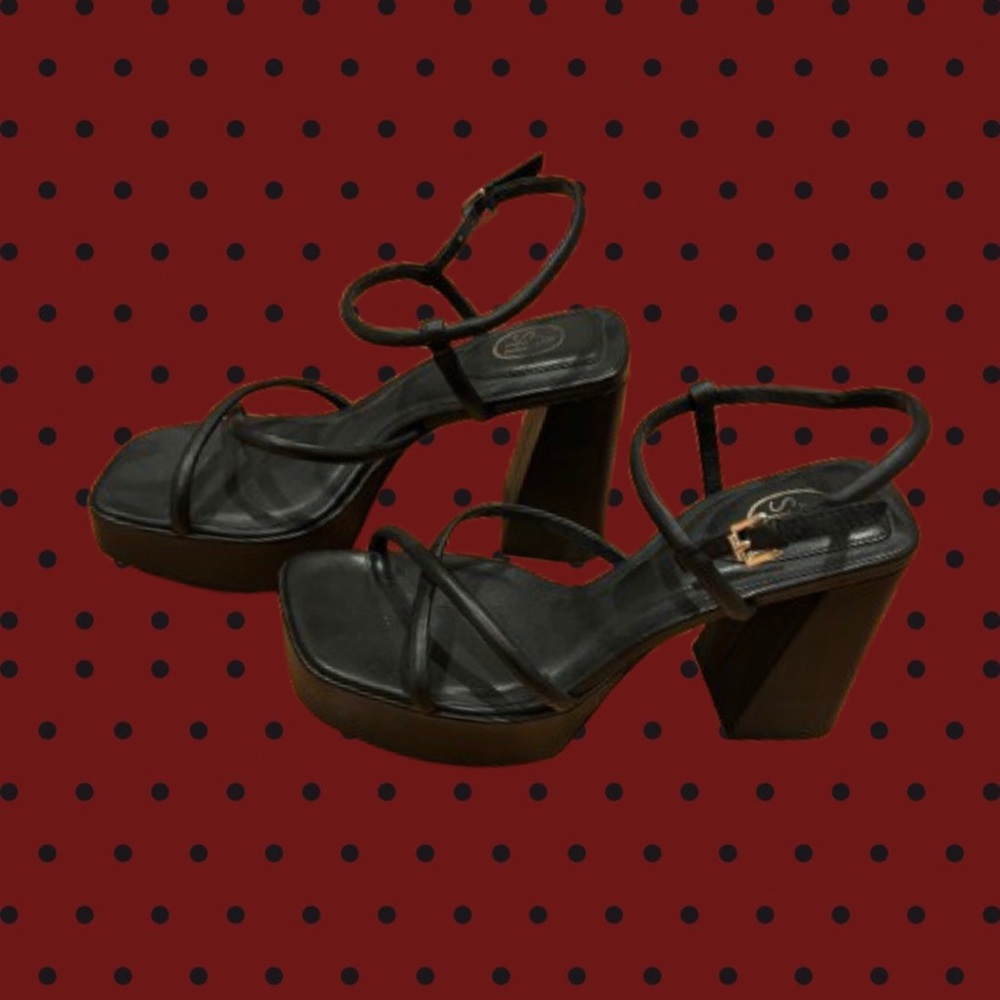 Black Strappy Sandal Women’s Platform Heels